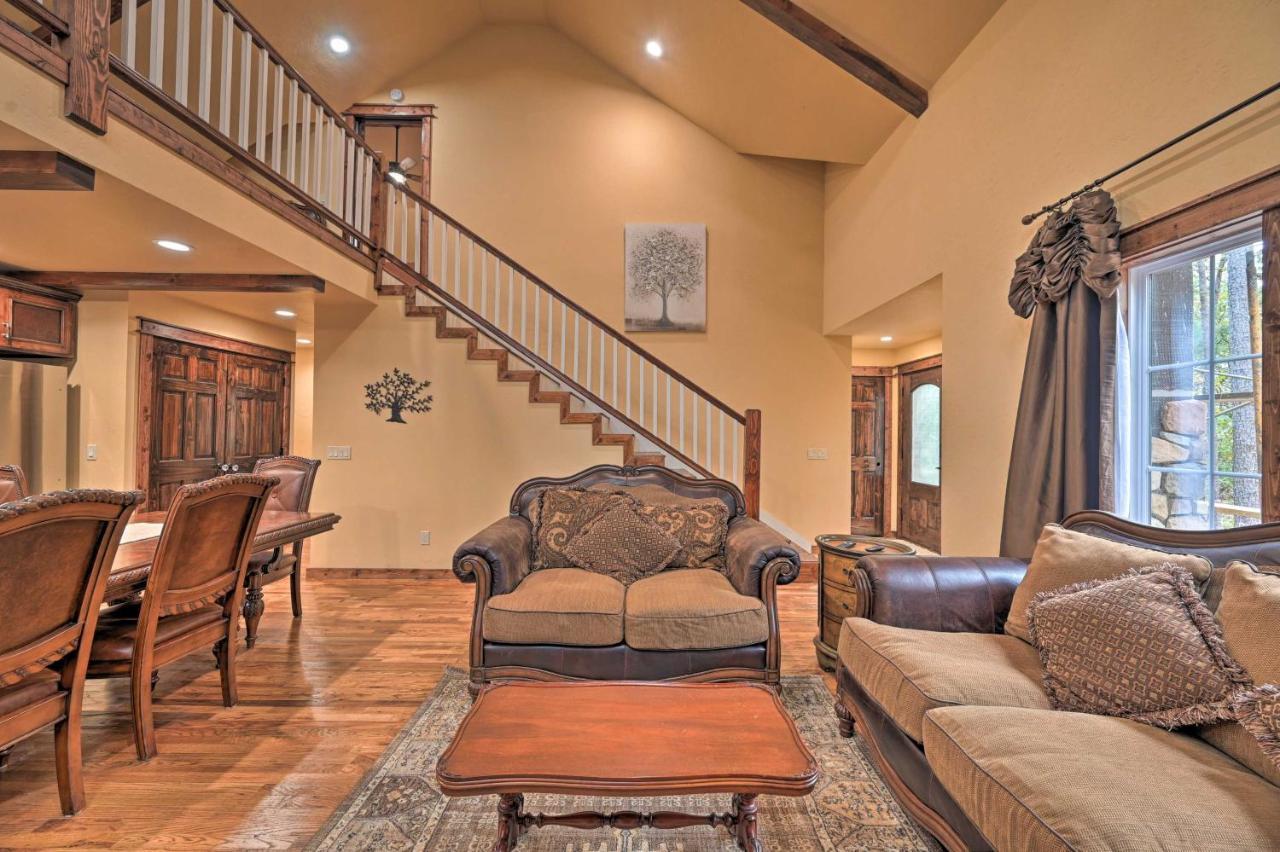 Tudor-Style Broken Bow Cottage With Hot Tub And Decks! Stephens Gap Exterior foto