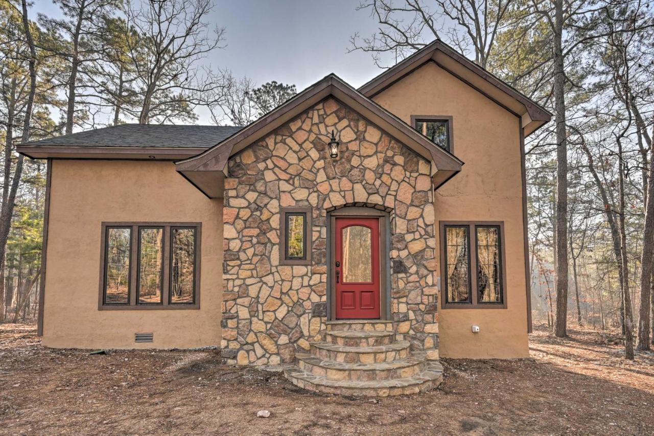 Tudor-Style Broken Bow Cottage With Hot Tub And Decks! Stephens Gap Exterior foto